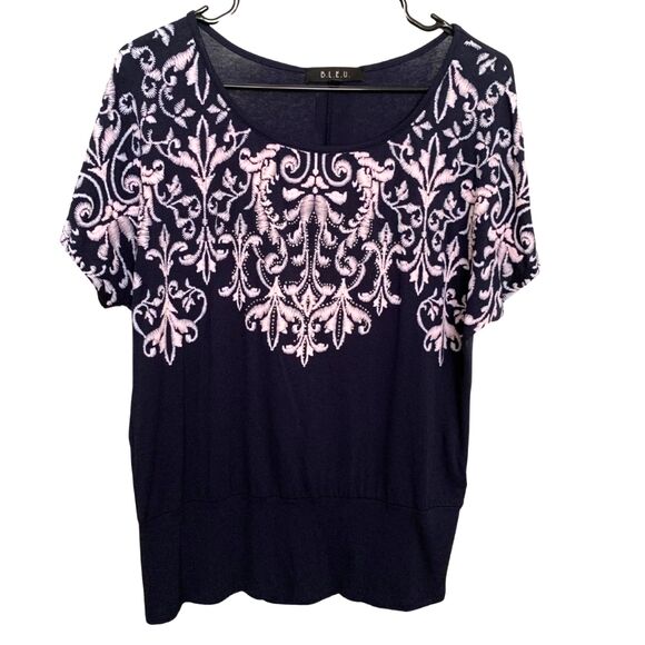 B.L.E.U. Elegant Navy Blue Embroidered Top – Size M - Picture 3 of 7
